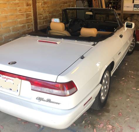 1991 Alfa Romeo Spider Veloce — photo 6