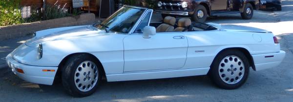 1991 Alfa Romeo Spider Veloce — photo 3