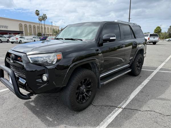 2011 Toyota 4runner SR5 V6 4dr 4x4 Automatic — photo 1