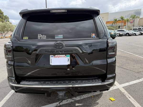 2011 Toyota 4runner SR5 V6 4dr 4x4 Automatic — photo 3
