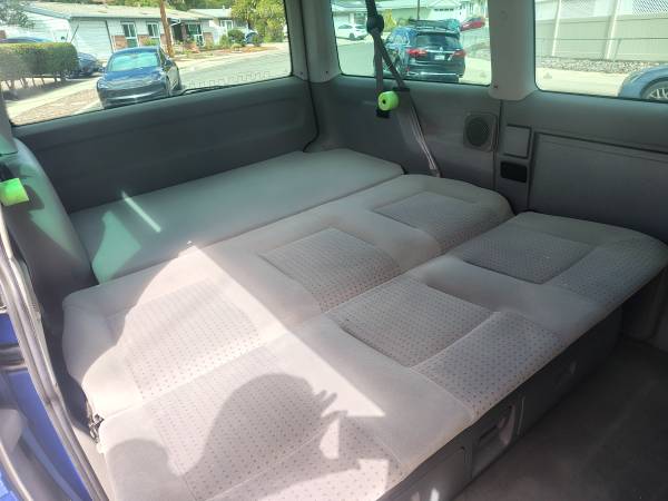 2003 Volkswagen Eurovan MV Passenger Van Automatic — photo 12
