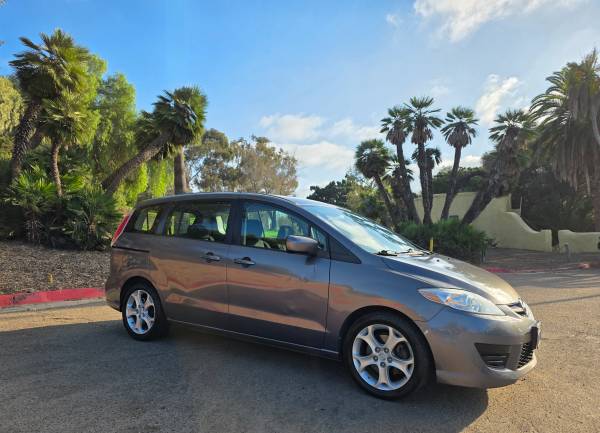 2010 Mazda Mazda5 Sport — photo 4