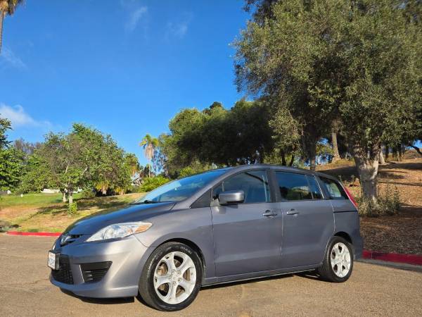 2010 Mazda Mazda5 Sport — photo 6