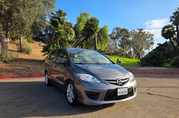 2010 Mazda Mazda5 Sport — photo 3