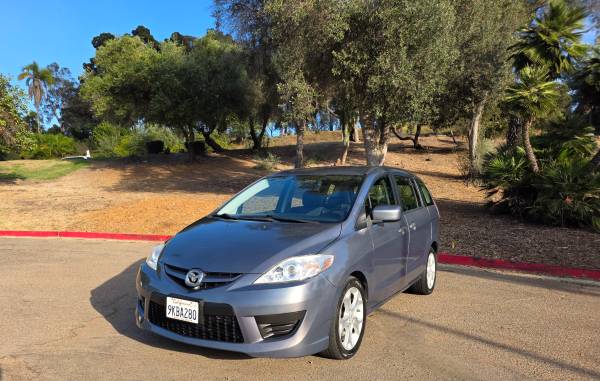 2010 Mazda Mazda5 Sport — photo 1
