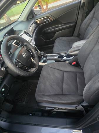 2017 Honda Accord EX-L V6 4dr Sedan Automatic — photo 9