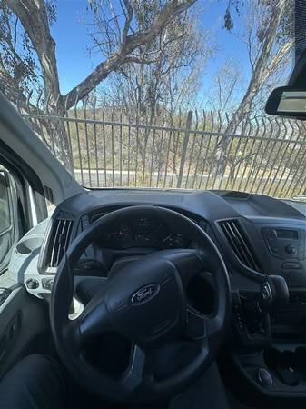 2017 Ford Transit 250 Base Low Roof Cargo Van 129.9 in. WB Automatic — photo 5
