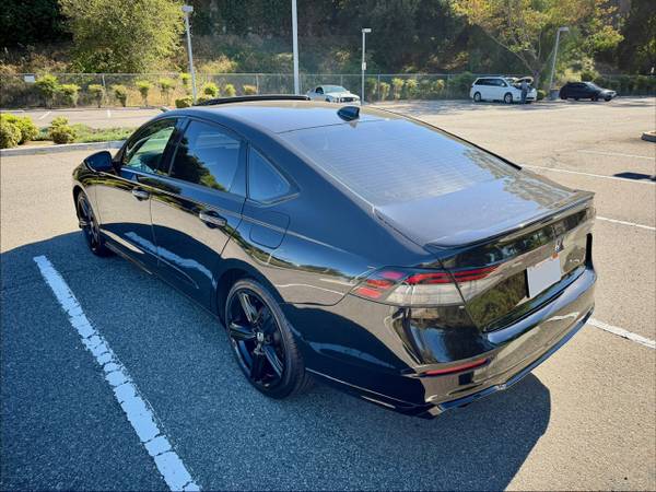 2025 Honda Accord Hybrid Sport-L — photo 6