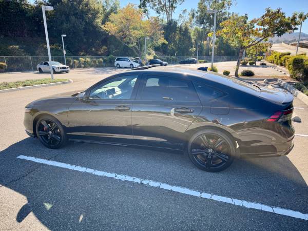 2025 Honda Accord Hybrid Sport-L — photo 8