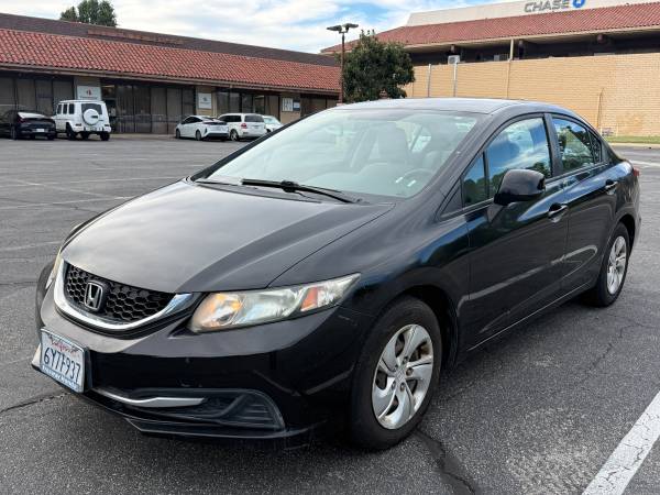 2013 Honda Civic LX — photo 1