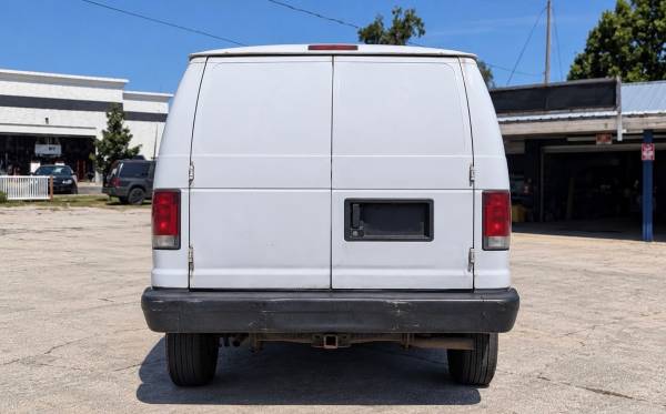 1999 Ford Econoline Van — photo 2