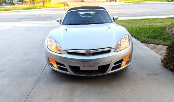 2008 Saturn SKY Base 2dr Convertible Manual — photo 1