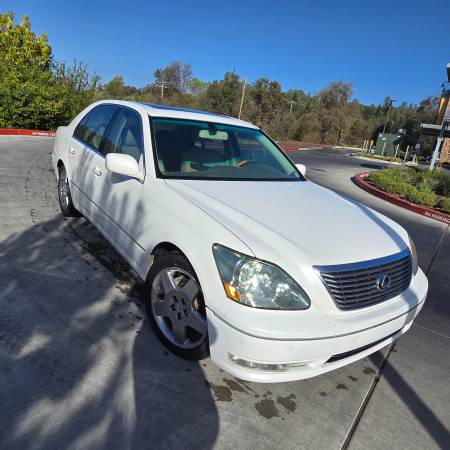 2005 Lexus LS 430 Base 4dr Sedan Automatic — photo 1