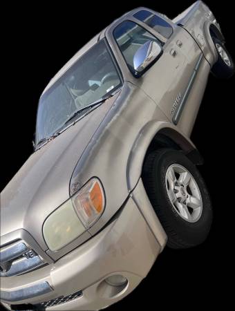 2005 Toyota Tundra SR5 V8 4dr 4x2 Access Cab Stepside 6 ft. box Automatic — photo 4