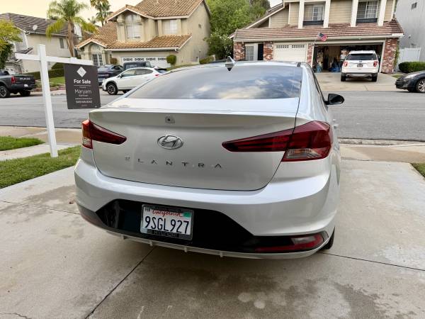2019 Hyundai Elantra SEL — photo 7