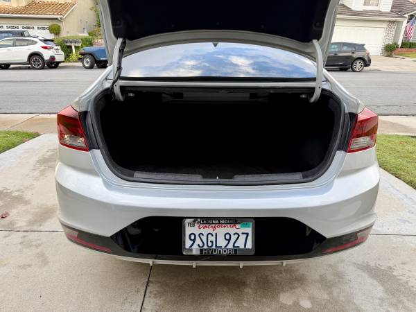 2019 Hyundai Elantra SEL — photo 9
