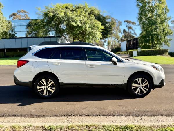 2018 Subaru Outback 2.5i Limited — photo 5