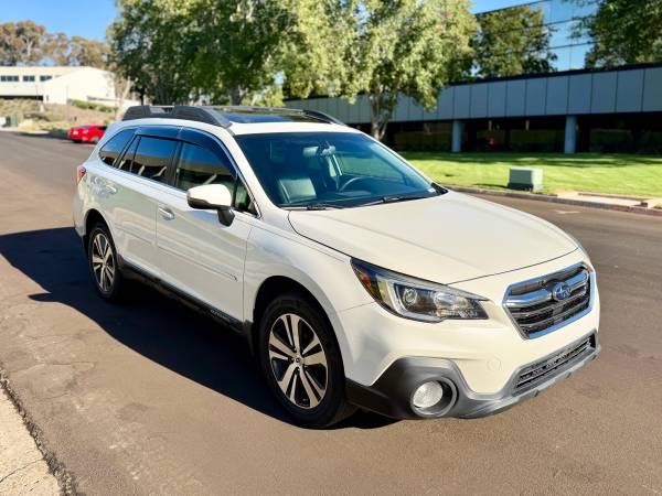 2018 Subaru Outback 2.5i Limited — photo 2