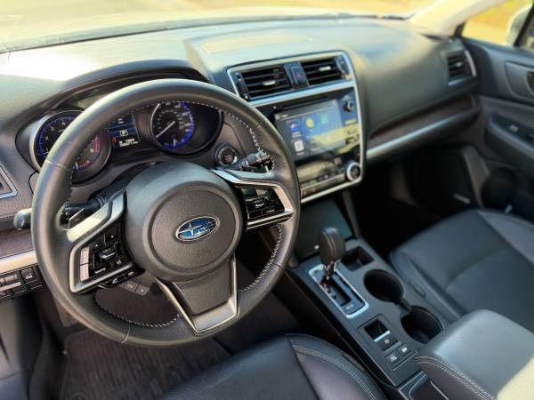 2018 Subaru Outback 2.5i Limited — photo 9