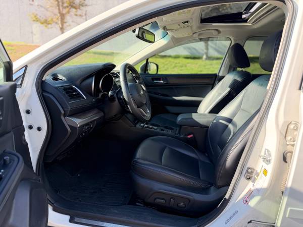 2018 Subaru Outback 2.5i Limited — photo 11