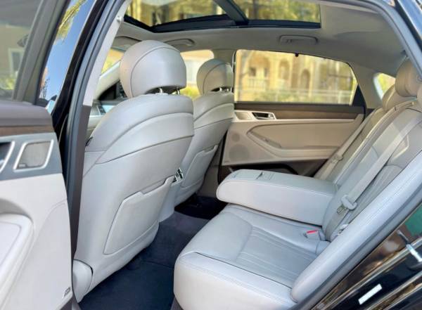 2018 Genesis G80 5.0 Ultimate — photo 11