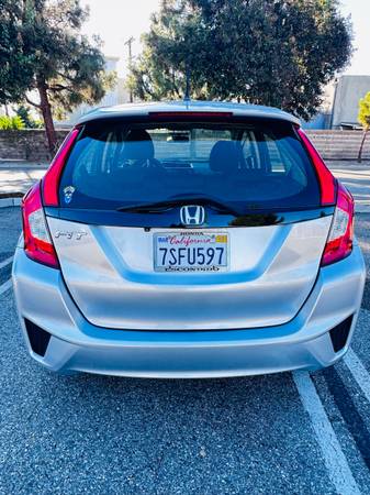 2016 Honda FIT EX 4dr Hatchback CVT — photo 1