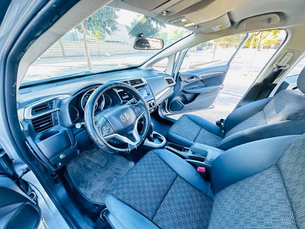 2016 Honda FIT EX 4dr Hatchback CVT — photo 10