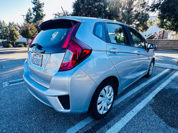 2016 Honda FIT EX 4dr Hatchback CVT — photo 6