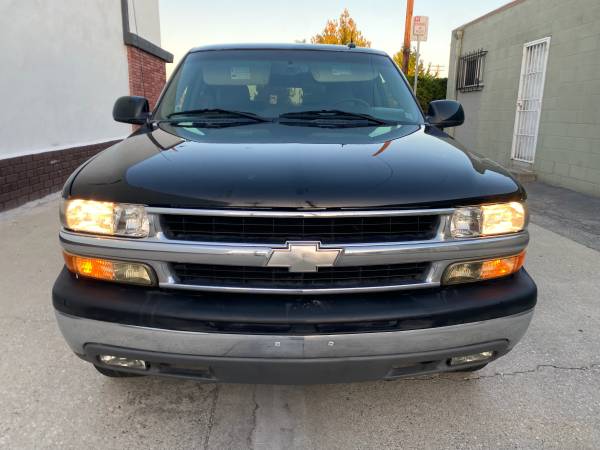 2003 Chevrolet Tahoe LT 4x4 Automatic — photo 3