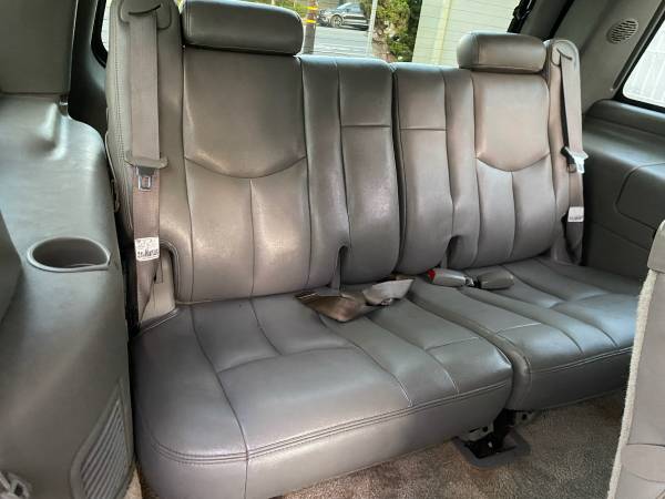2003 Chevrolet Tahoe LT 4x4 Automatic — photo 10