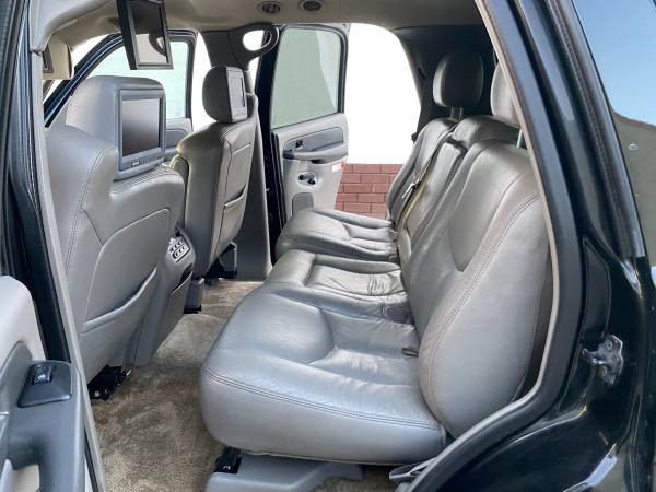 2003 Chevrolet Tahoe LT 4x4 Automatic — photo 9