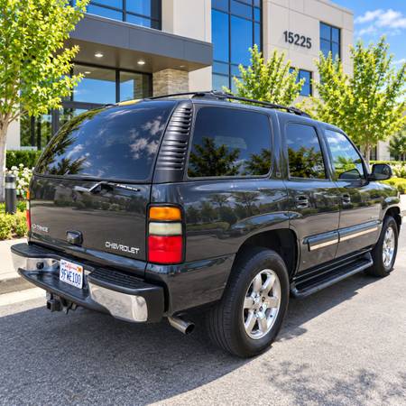 2005 Chevrolet Tahoe LT 4x2 Automatic — photo 7