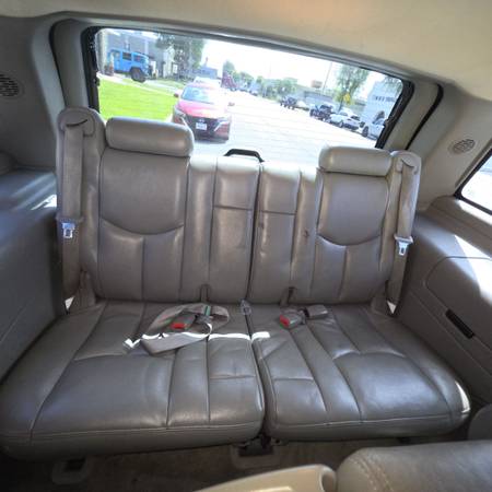 2005 Chevrolet Tahoe LT 4x2 Automatic — photo 12