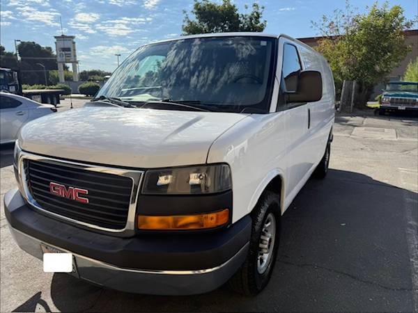 2016 GMC Savana 3500 Diesel Rear-wheel Drive Cargo Van Automatic — photo 1