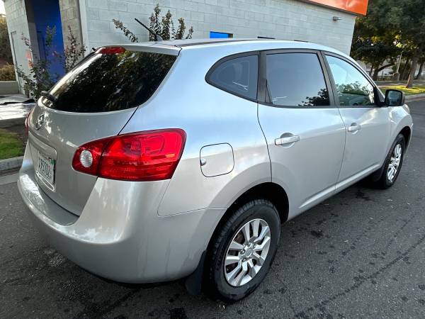 2009 Nissan Rogue S — photo 4