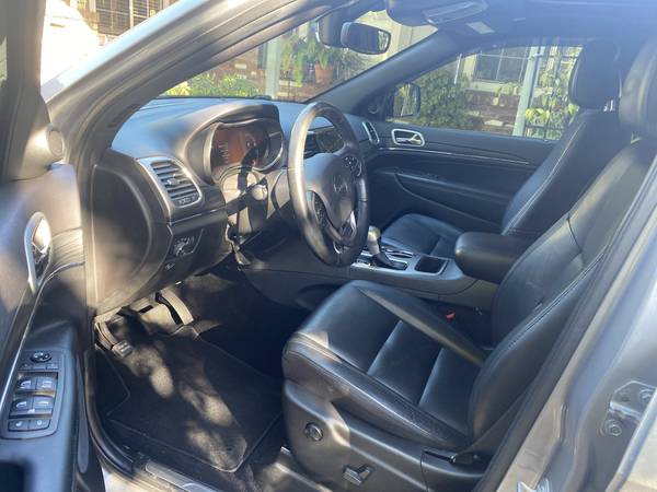 2021 Jeep Grand Cherokee SRT 4dr 4x4 Automatic — photo 3