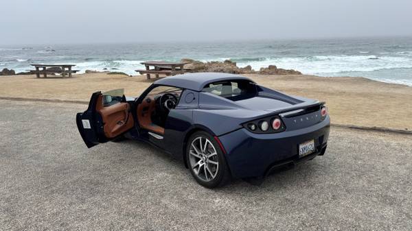 2010 Tesla Roadster Sport 2dr Convertible Automatic — photo 2