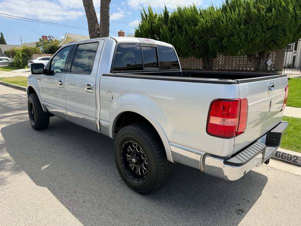 2006 Lincoln Mark LT Base 4x4 Crew Cab 5.5 ft. box 138.5 in. WB Automatic — photo 8