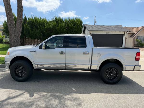 2006 Lincoln Mark LT Base 4x4 Crew Cab 5.5 ft. box 138.5 in. WB Automatic — photo 2