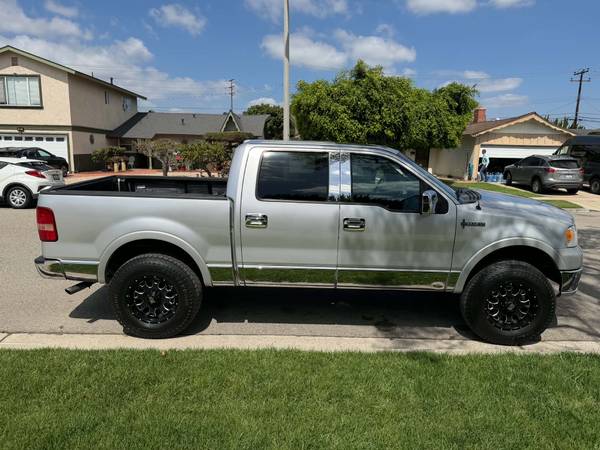 2006 Lincoln Mark LT Base 4x4 Crew Cab 5.5 ft. box 138.5 in. WB Automatic — photo 6
