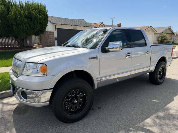 2006 Lincoln Mark LT Base 4x4 Crew Cab 5.5 ft. box 138.5 in. WB Automatic — photo 1