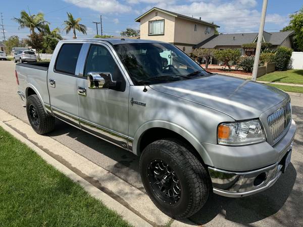 2006 Lincoln Mark LT Base 4x4 Crew Cab 5.5 ft. box 138.5 in. WB Automatic — photo 3