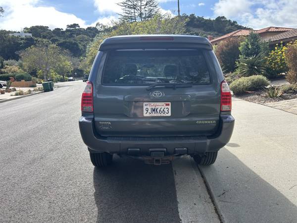 2006 Toyota 4runner Limited V8 4x2 Automatic — photo 5