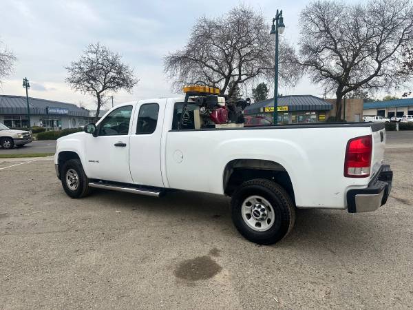 2010 GMC Sierra 3500hd Work Truck — photo 3