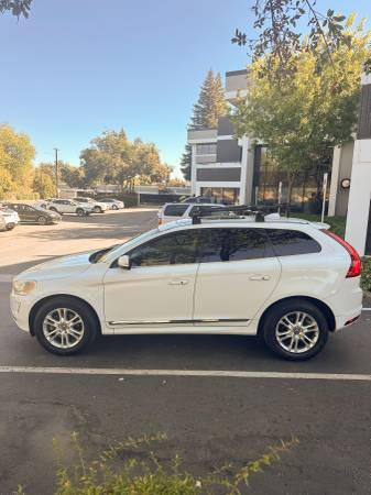 2016 Volvo Xc60 T5 Drive-E Premier — photo 4