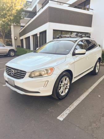 2016 Volvo Xc60 T5 Drive-E Premier — photo 1