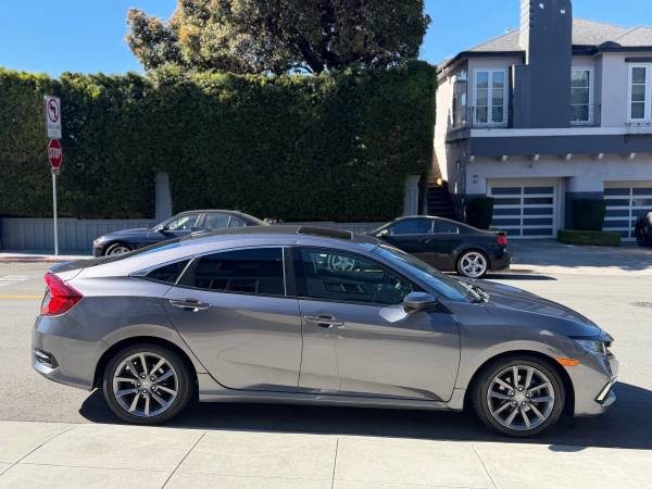 2019 Honda Civic EX-L 4dr Sedan CVT — photo 6