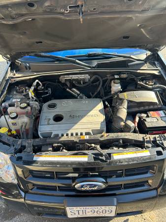 2012 Ford Escape Hybrid Base — photo 11