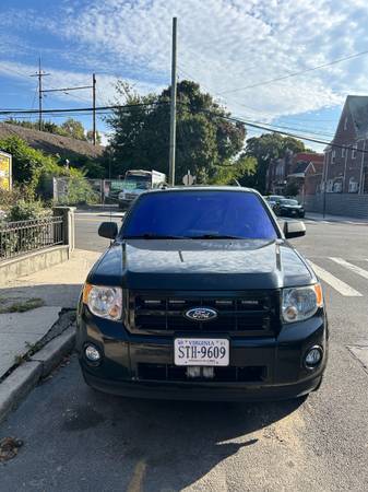 2012 Ford Escape Hybrid Base — photo 2