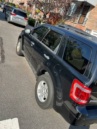 2012 Ford Escape Hybrid Base — photo 5